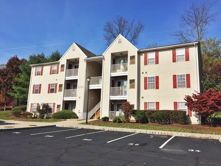 Living at Woods at Kings The Woods at King